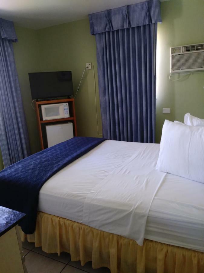 Fountain Cottages Inn 포트 마이어스 외부 사진